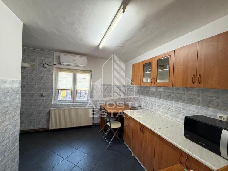 Apartament cu 3 camere decomandat în Fabric