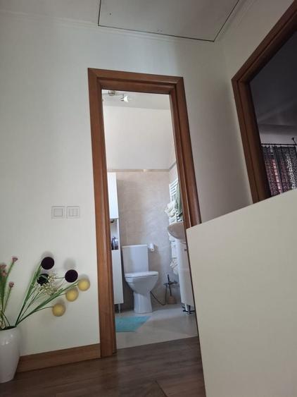 Casă cu 3 camere în Central