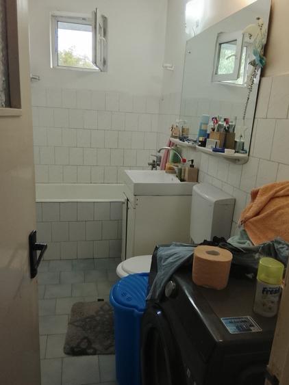 Apartament cu 3 camere decomandat în Hipodrom