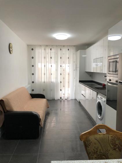Apartament cu 2 camere semidecomandat în Florești