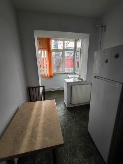 Garsonieră decomandată în Radu Negru