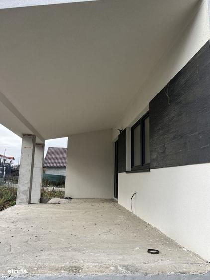 Casă cu 4 camere în Juc-Herghelie