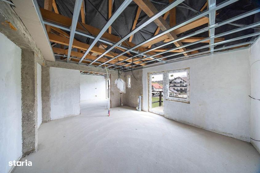 Casă cu Teren 1500 Mp în Central