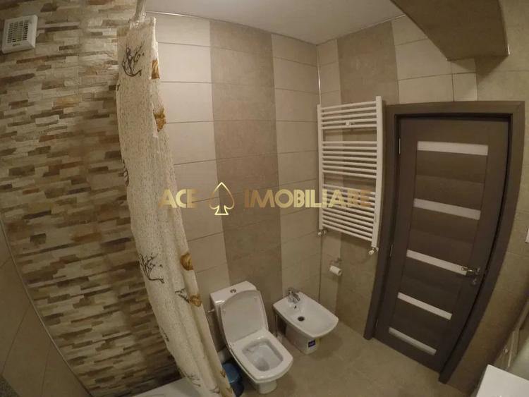 Apartament cu 2 camere decomandat, mobilat în Politehnica