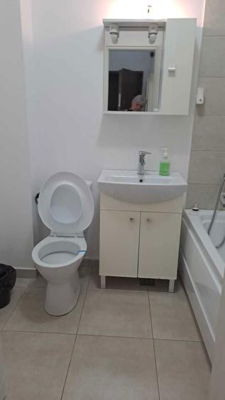 Garsonieră decomandată în Fundeni