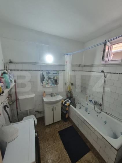 Casă cu 3 camere cu Teren 677 Mp în Central