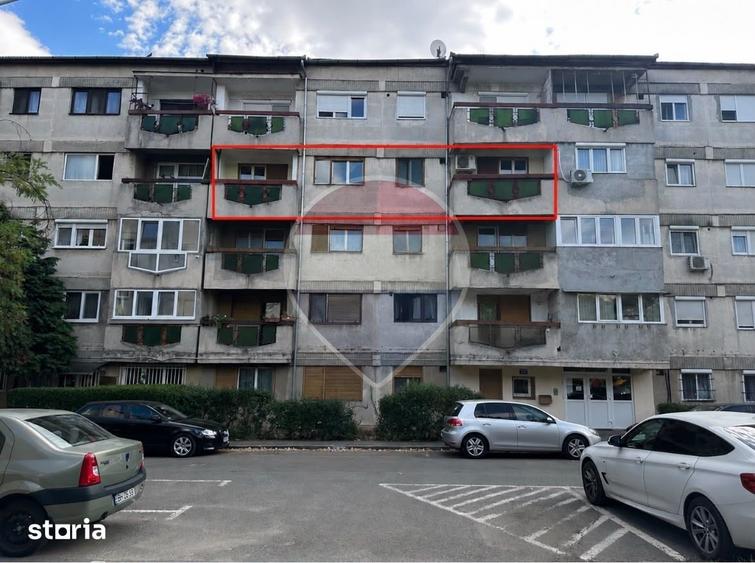 Apartament cu 3 camere decomandat în Rogerius