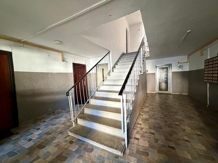 Apartament cu 2 camere semidecomandat în Pantelimon