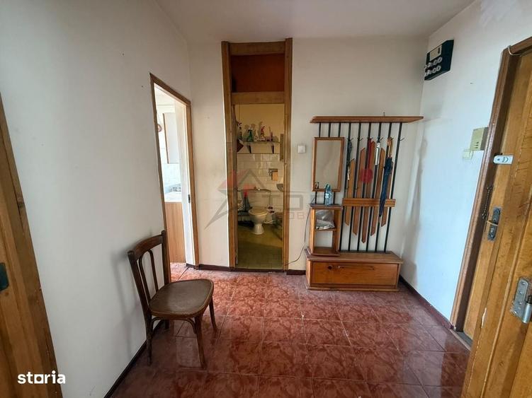 Garsonieră decomandată în Canta