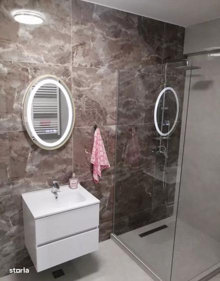 Apartament cu 2 camere decomandat, mobilat în Central