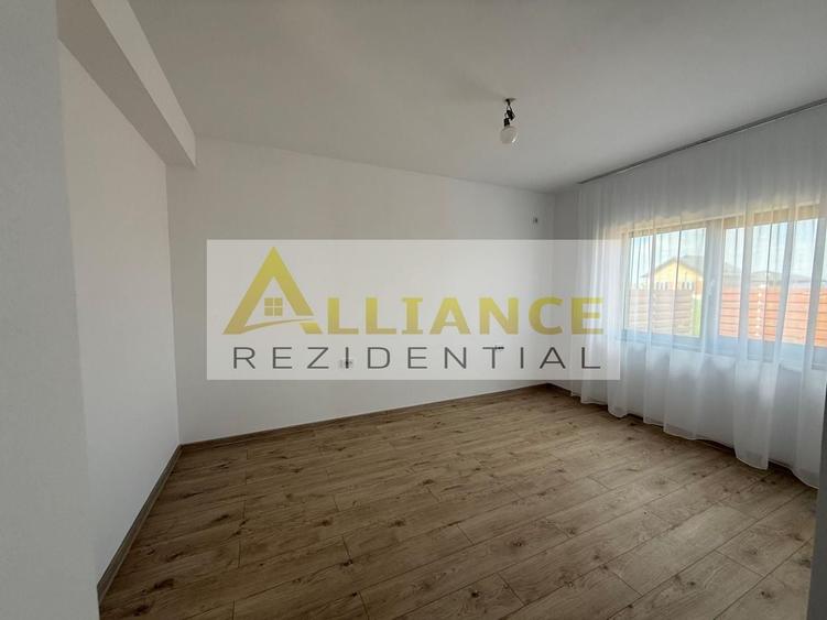 Casă individuală cu 3 camere cu Canalizare în Berceni