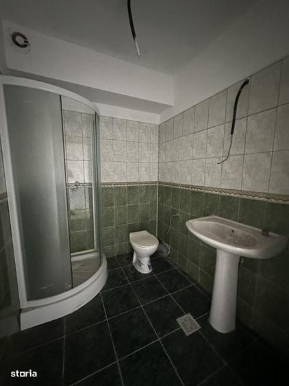 Spațiu comercial, de 936 mp, în Valea Călugărească