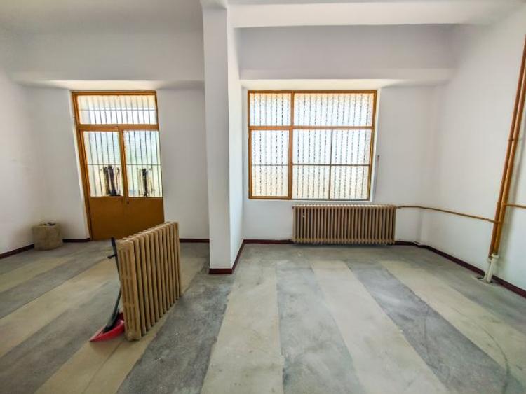 Spațiu comercial, de 53 mp, în Micro 13