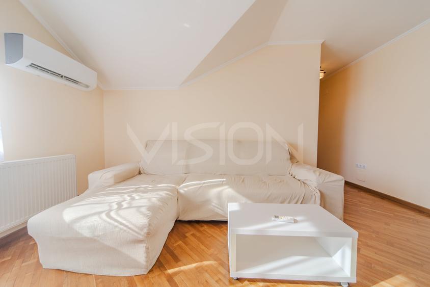 Apartament cu 3 camere semidecomandat în Mărăști