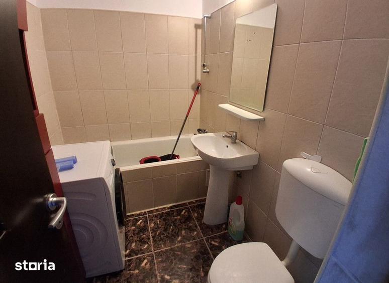 1 camera Frumoasa Bd. Poitiers 44 mp et.2 bloc 1990 Cod:162625 - 3