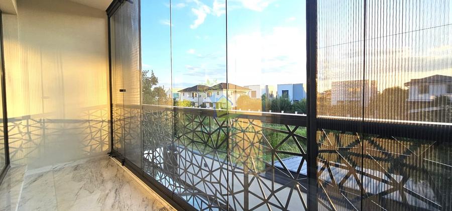 Duplex cu 5 camere cu Canalizare în Otopeni