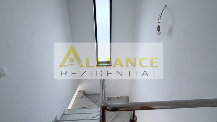 Casă individuală cu 4 camere cu Teren 450 Mp în Berceni