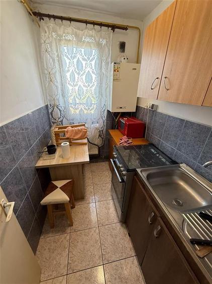 Apartament cu 2 camere semidecomandat în Tătărași