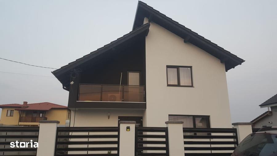 Casă cu 5 camere cu Teren 520 Mp în Ghiroda