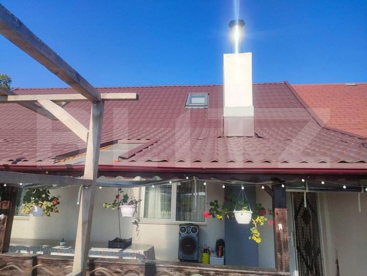 Casă individuală cu 4 camere cu Teren 388 Mp în Siret