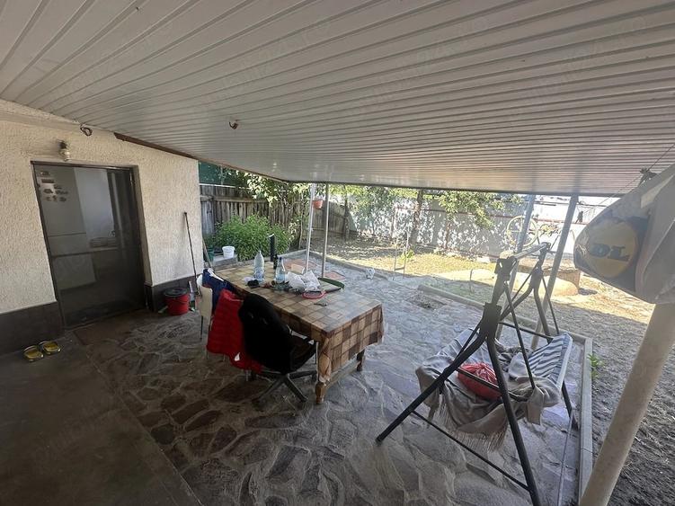 Casă cu 3 camere cu Teren 380 Mp în Central