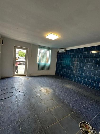 Spatiu Comercial Bucurestii Noi 5min Metrou Laminorului Birouri Garaj - 1