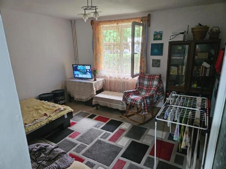 Apartament cu 2 camere decomandat, mobilat în 7 Noiembrie