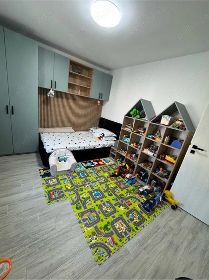 Casă cu Teren 1042 Mp în Slătioara