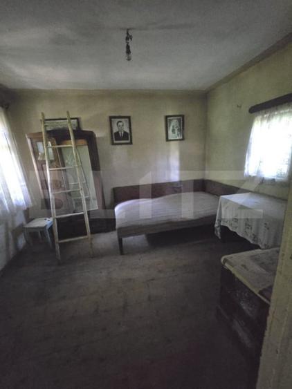 Casă cu 3 camere cu Teren 1954 Mp în Tomșani