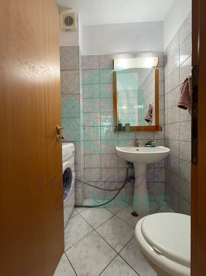 Apartament cu 3 camere decomandat, mobilat în Calea Călărașilor