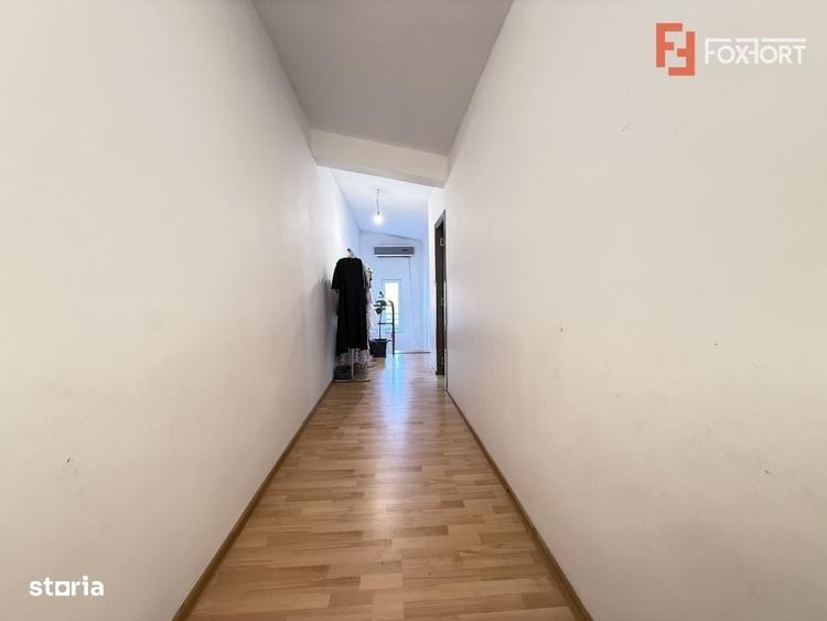 Casă cu 4 camere în Săcălaz