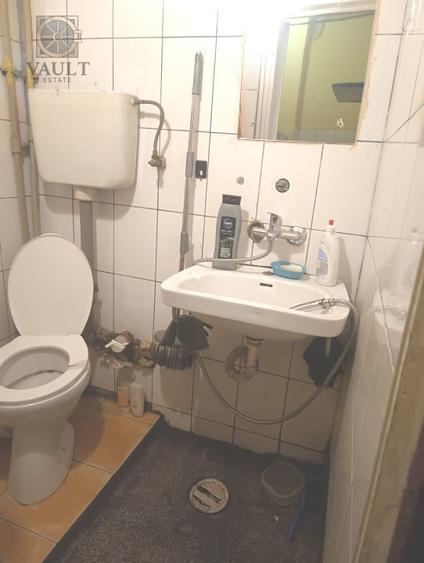 Garsonieră decomandată, mobilată în Titan