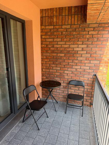 Apartament cu 2 camere decomandat în Florești
