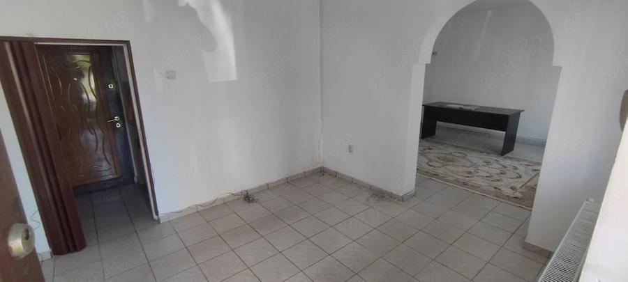 Spațiu comercial, de 40 mp, în Teilor