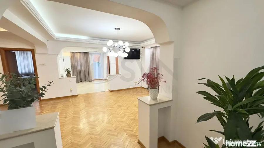 Casă cu 5 camere cu Teren 350 Mp în Primăverii