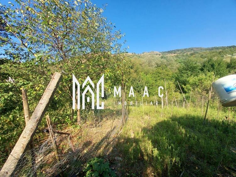 Casă individuală cu 4 camere cu Canalizare în Aciliu
