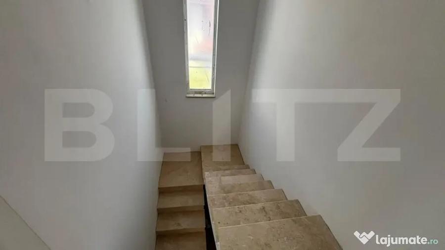 Casă cu 5 camere cu Teren 529 Mp în Central