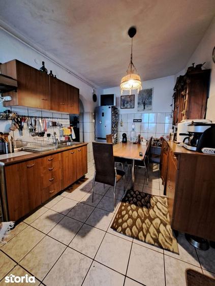 Casă cu 4 camere cu Teren 320 Mp în Orașul Vechi
