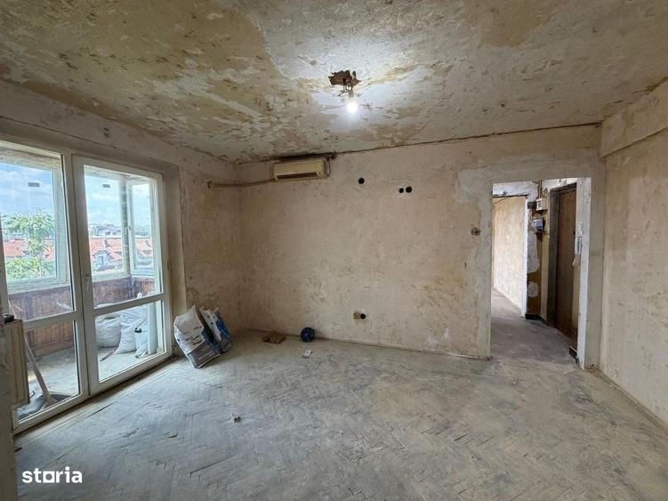 Apartament cu 3 camere semidecomandat în Domenii