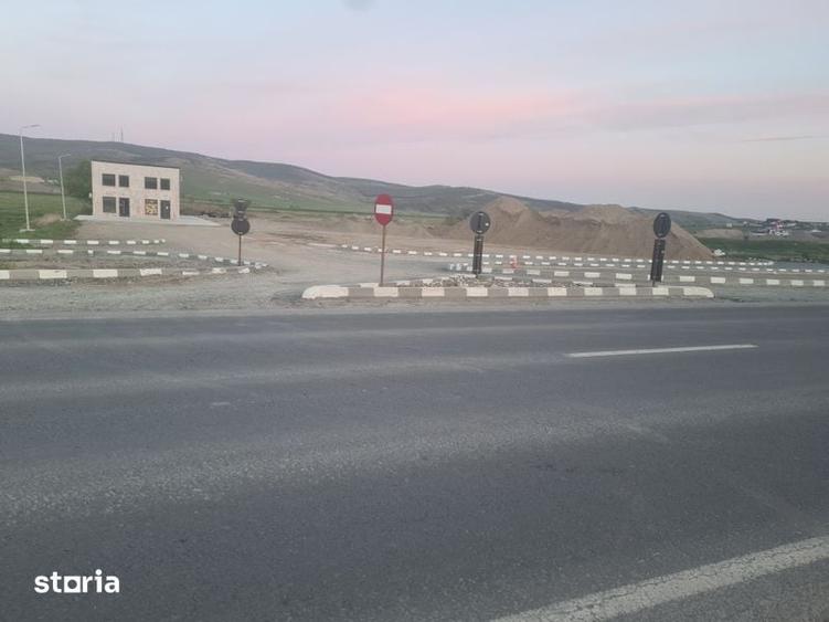 Teren de 4600 mp, în Central