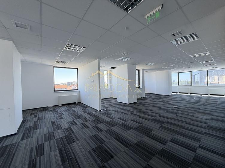 Birou, de 351.73999023438 mp, în Băneasa