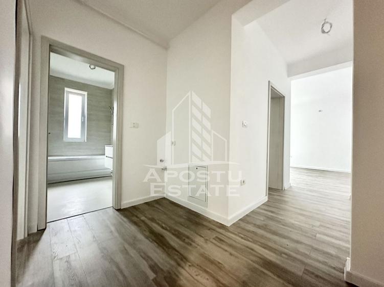 Apartament cu 2 camere, decomandat, bucatarie inchisa, terasa 13 mp - 7