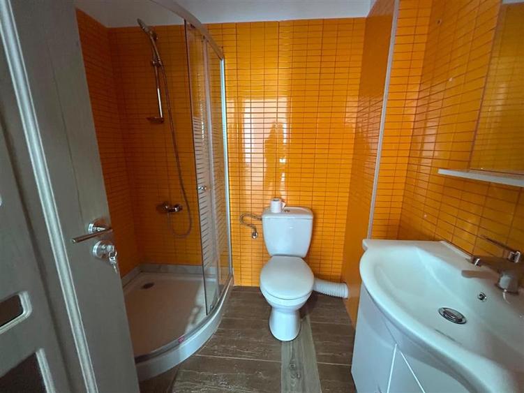 Apartament cu 2 camere decomandat în George Enescu