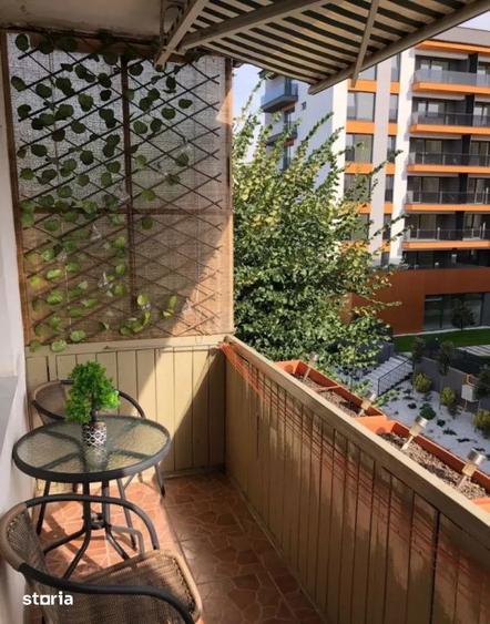 Apartament cu 3 camere, mobilat în Între Lacuri