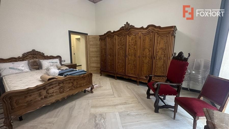 Apartament cu 2 camere decomandat, mobilat în P-ța Victoriei