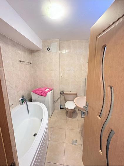 Inchiriez apartament in Flore?ti - 4
