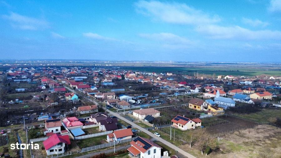 Bazosu Nou - Teren 1200mp - Utilitati - 3