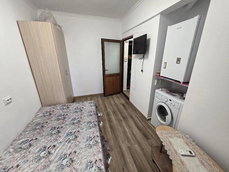Garsonieră decomandată în Central