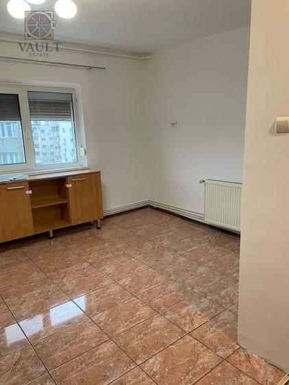 Apartament cu 3 camere decomandat, mobilat în 13 Septembrie — fotografia 2