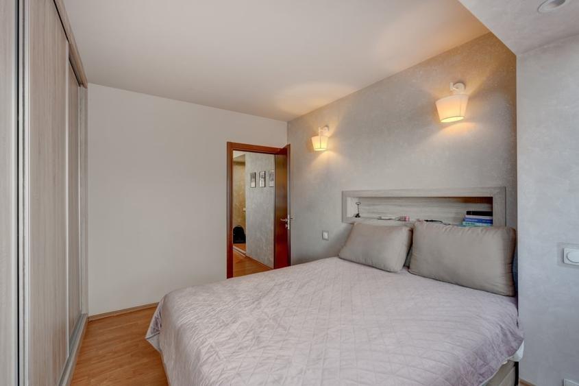 Apartament cu 2 camere decomandat, mobilat în P-ța Unirii